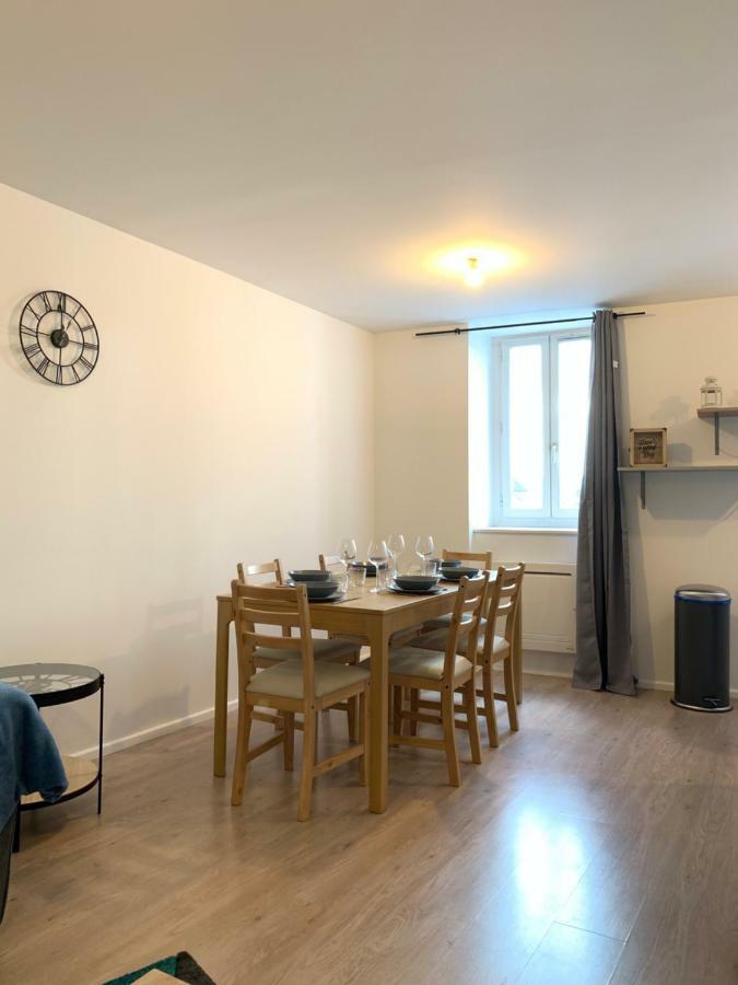 Appartement Situe Dans L'Hyper-Centre D'Auray Exterior photo