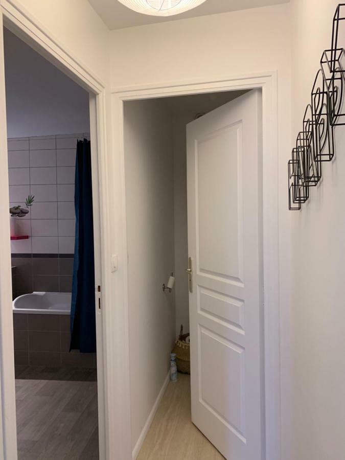 Appartement Situe Dans L'Hyper-Centre D'Auray Exterior photo